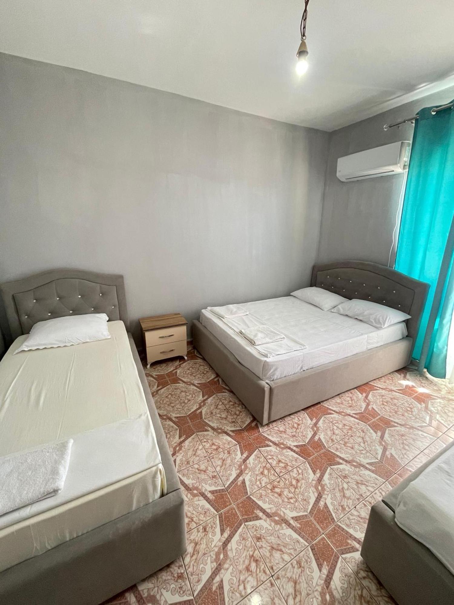 Hotel Gjika ซารานเดอ ภายนอก รูปภาพ
